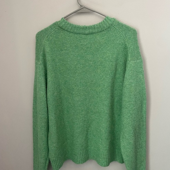 American Eagle Whoa So Soft Outfitters Green Crew Neck Sweater Size Small - Picture 7 of 8